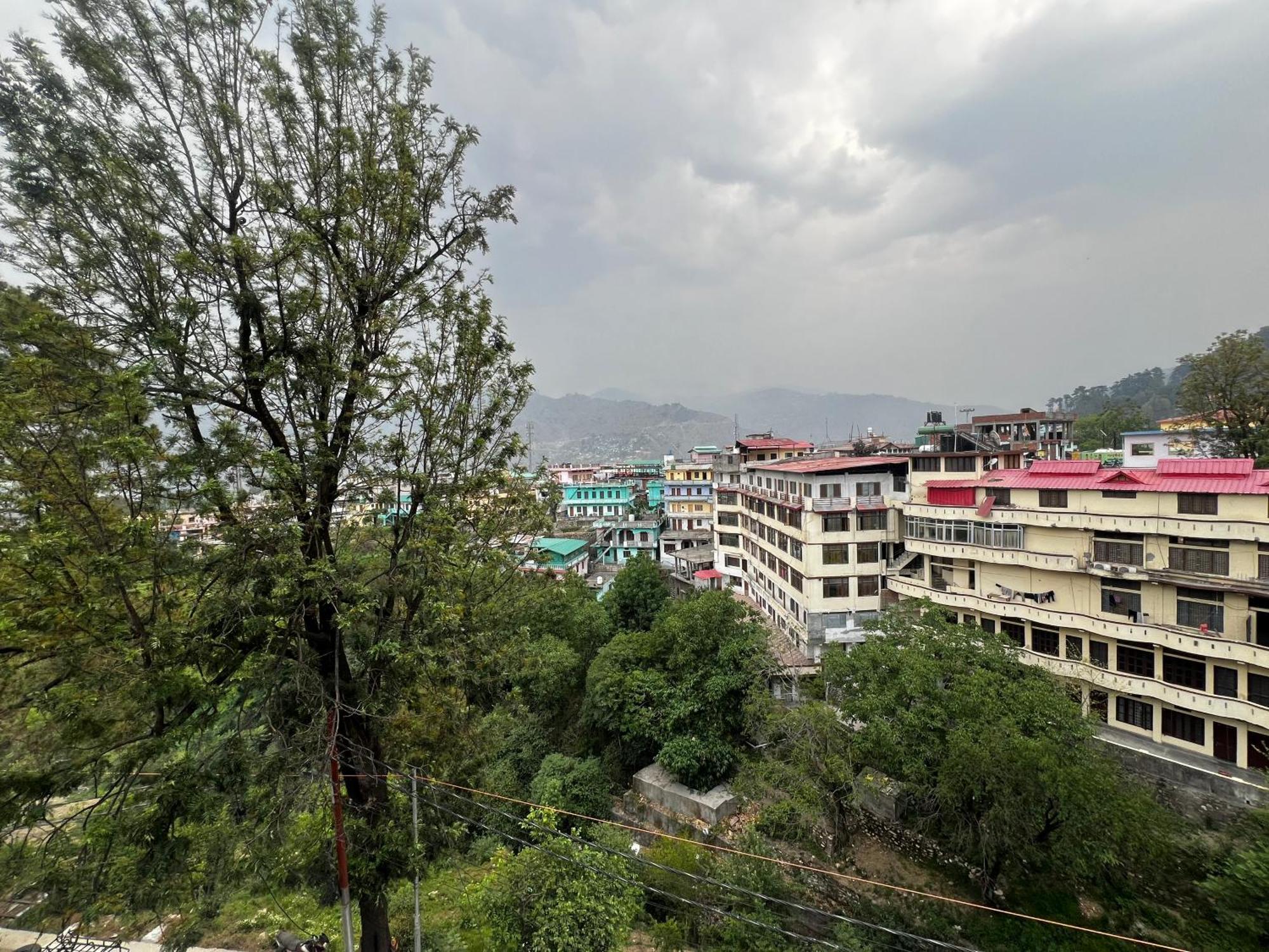 Inder Palace Barkot Екстер'єр фото
